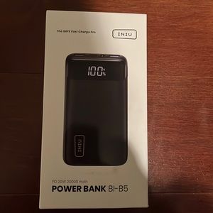 BNWT power bank